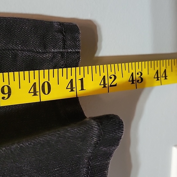 Chico's Black Women's Jeans - Size 3/XL Short Great condition - Picture 5 of 10